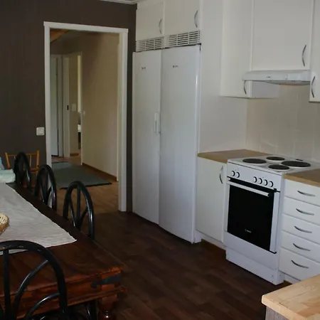 Chalet Surkeenjaerven Jaakon Talot Moksinkyla