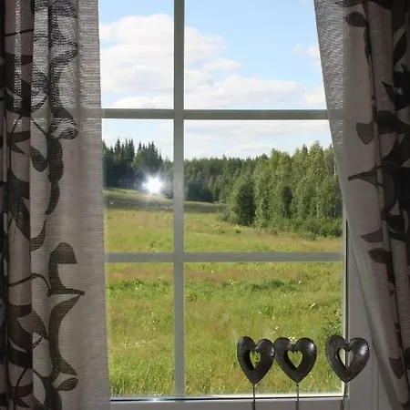 Surkeenjaerven Jaakon Talot Chalet