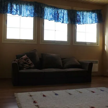 Chalet Surkeenjaerven Jaakon Talot *